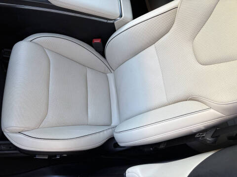 2023 Tesla Model X Plaid