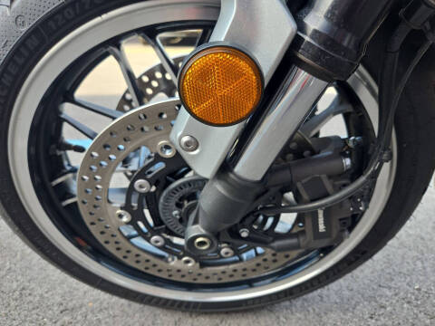 2019 Kawasaki Z900RS