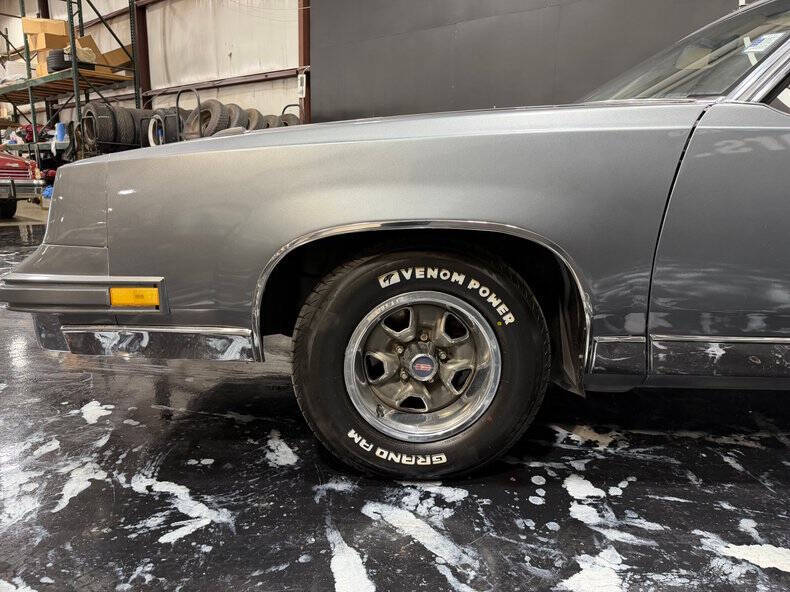 1984 Oldsmobile Cutlass Supreme