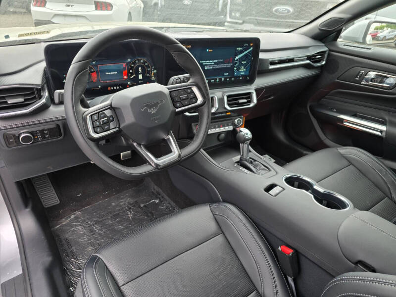2025 Ford Mustang EcoBoost Premium