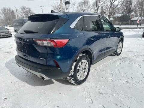 2020 Ford Escape SE