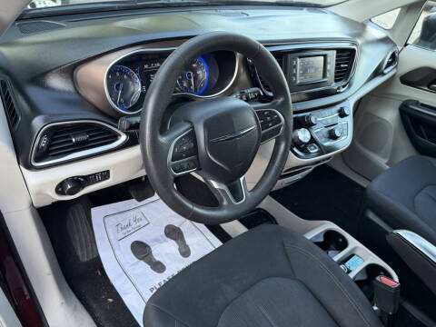 2017 Chrysler Pacifica Touring