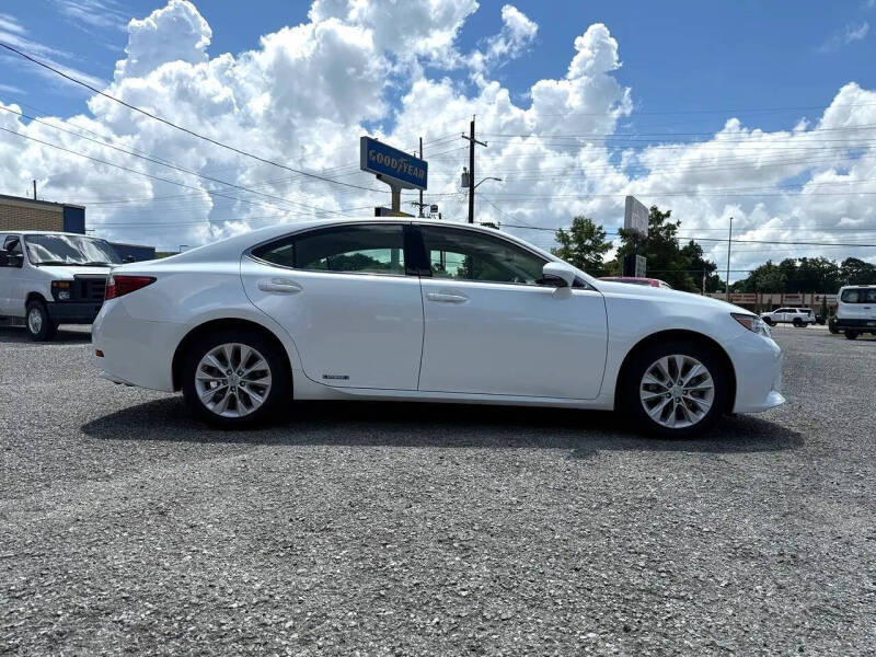 2014 Lexus ES 300h