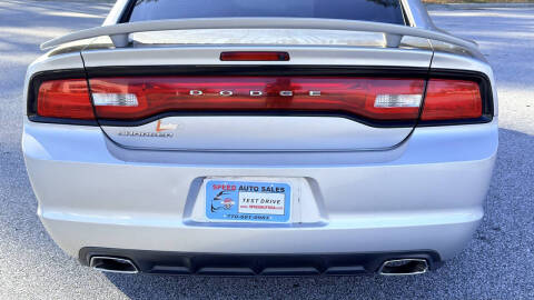 2012 Dodge Charger SE