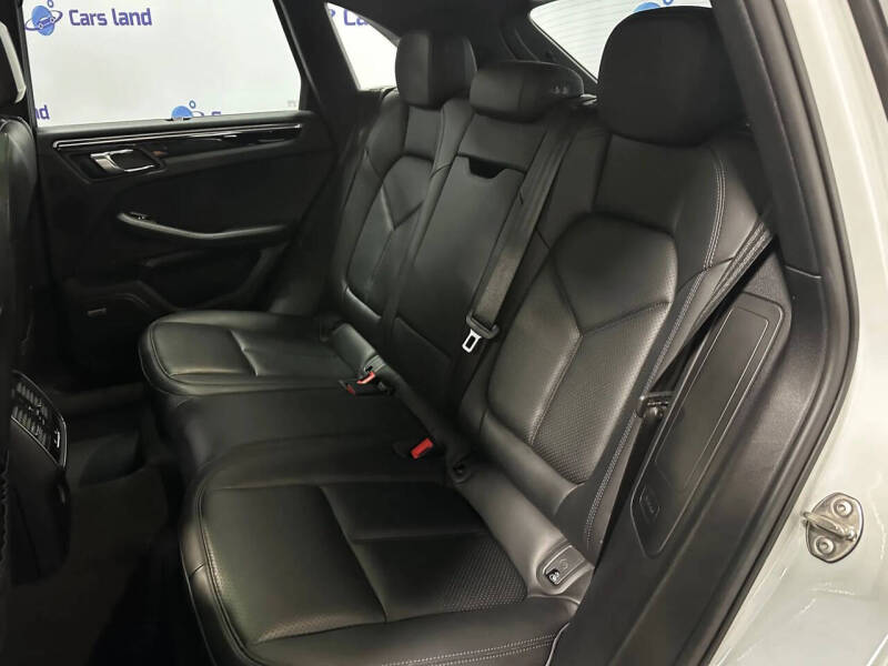 2018 Porsche Macan S