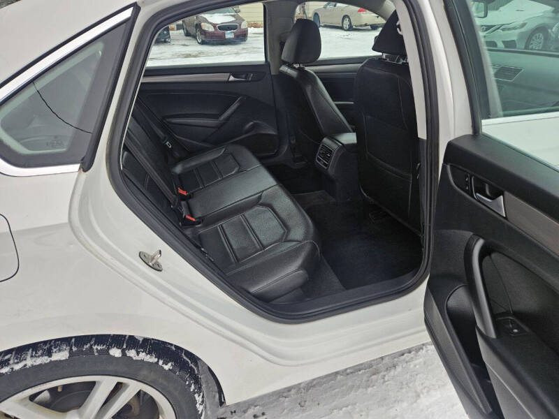 2015 Volkswagen Passat 2.0L TDI SE