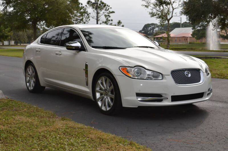2010 Jaguar XF