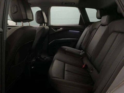 2024 Audi Q4 e-tron quattro Premium 55