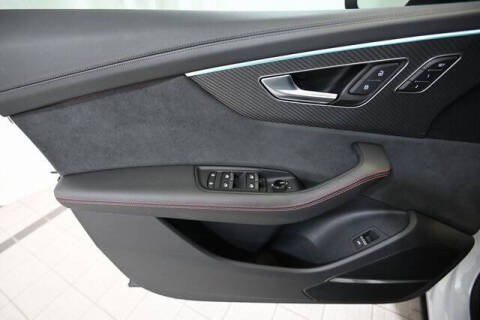 2025 Audi RS Q8 performance 4.0T quattro