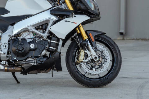 2015 Aprilia Tuono V4