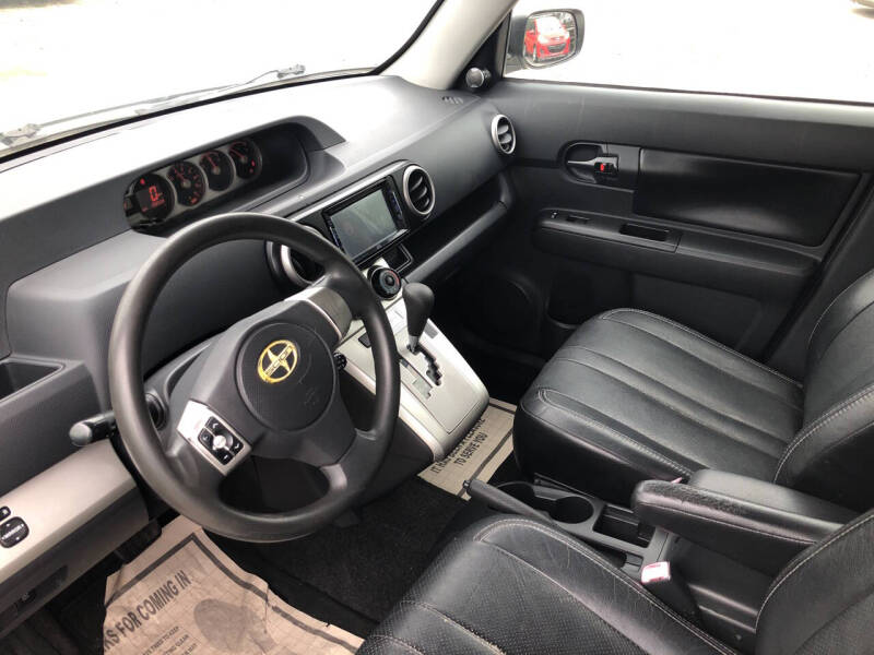 2009 Scion xB