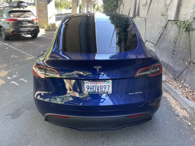 2023 Tesla Model Y Long Range