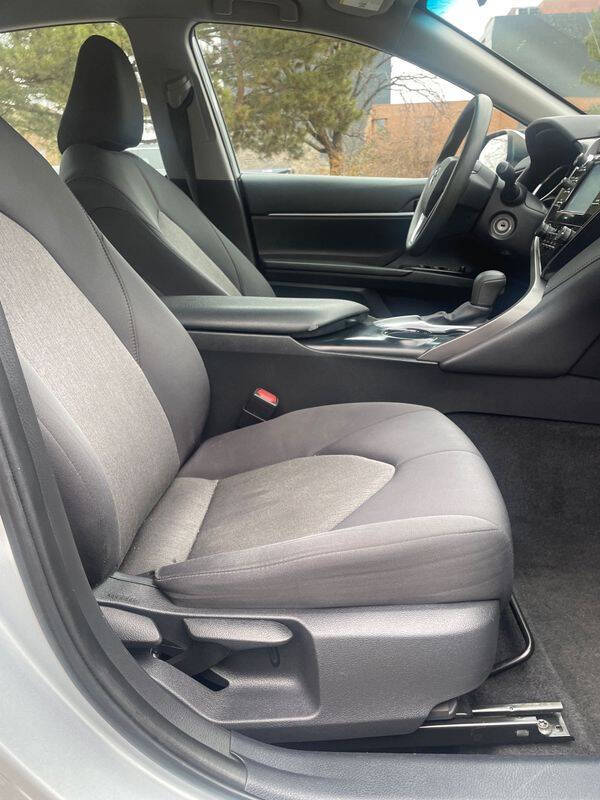 2020 Toyota Camry LE