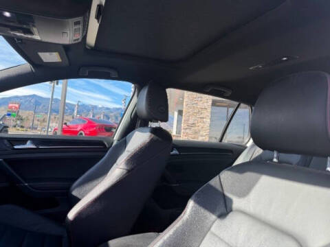 2016 Volkswagen Golf GTI SE