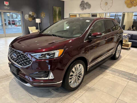 2024 Ford Edge Titanium