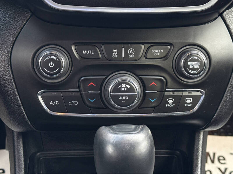 2020 Jeep Cherokee
