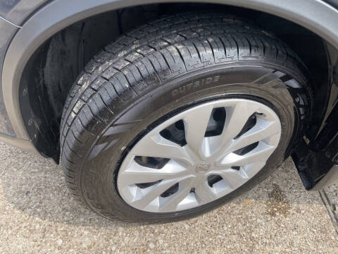 2015 Nissan Rogue S