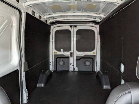 2025 Ford Transit 250