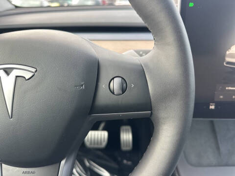 2024 Tesla Model Y Performance