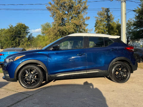 2020 Nissan Kicks SR