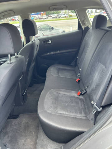 2015 Nissan Rogue Select S