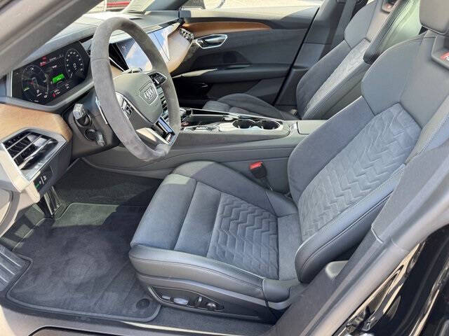 2022 Audi RS e-tron GT quattro