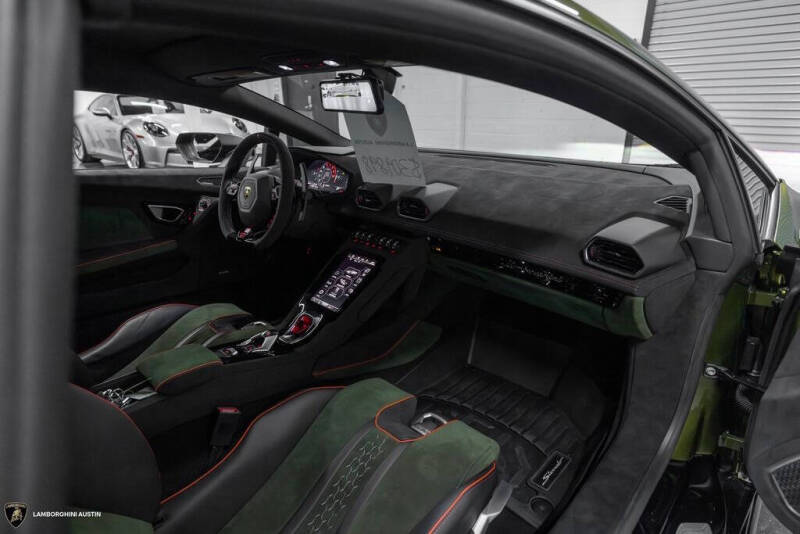 2024 Lamborghini Huracan Sterrato