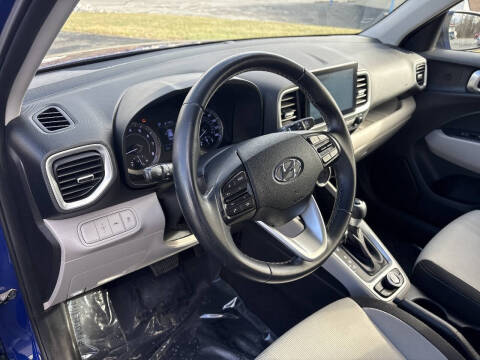 2020 Hyundai Venue SEL