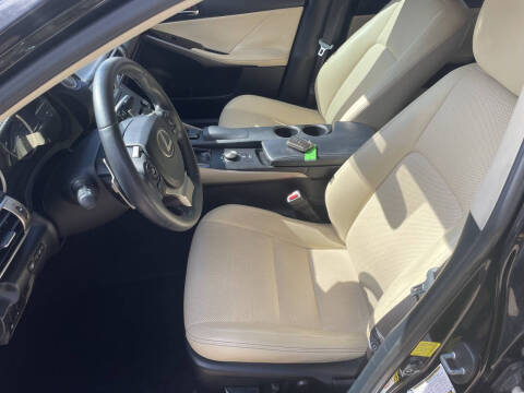 2015 Lexus IS 250 Crafted Line