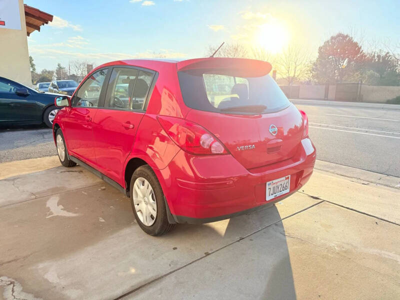 2012 Nissan Versa 1.8 S