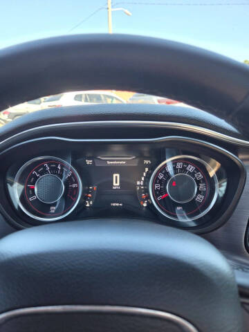 2015 Dodge Challenger SXT