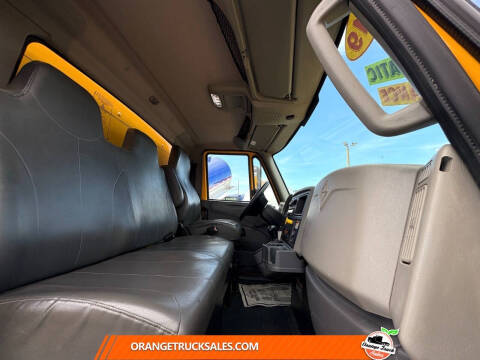 2019 International DuraStar 4300