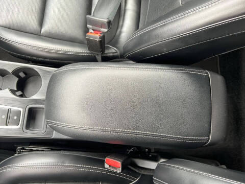 2023 Ford Escape Platinum