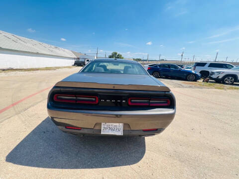 2018 Dodge Challenger SXT