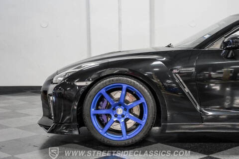 2013 Nissan GT-R