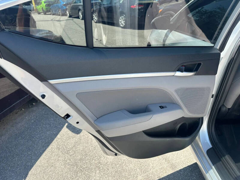2020 Hyundai Elantra
