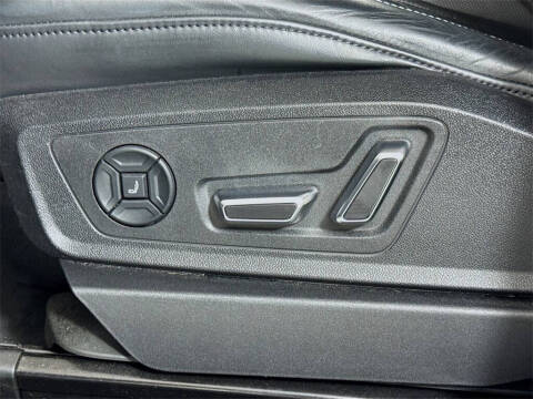 2019 Audi e-tron quattro Prestige