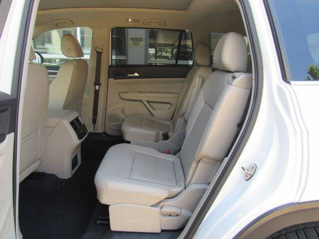 2022 Volkswagen Atlas V6 SE