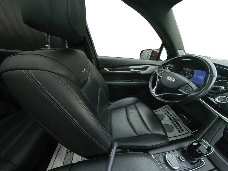 2023 Cadillac XT6 Sport