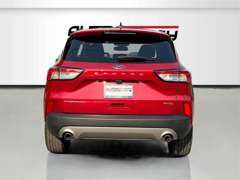 2022 Ford Escape Titanium
