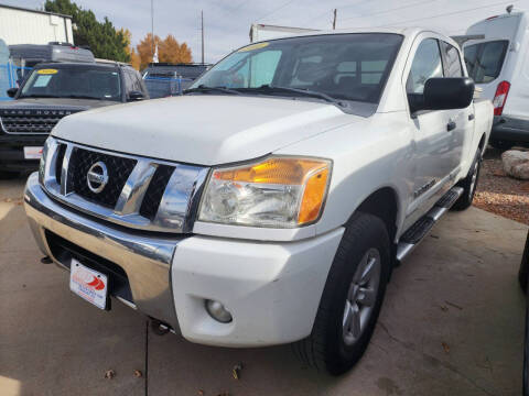 2011 Nissan Titan SV