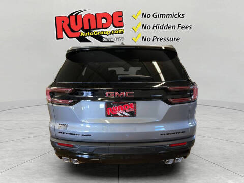 2026 GMC Acadia Elevation