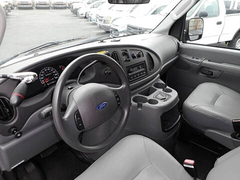 2003 Ford E-Series E-250