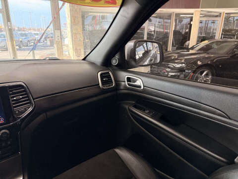 2019 Jeep Grand Cherokee Altitude