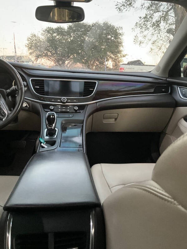 2017 Buick LaCrosse Preferred