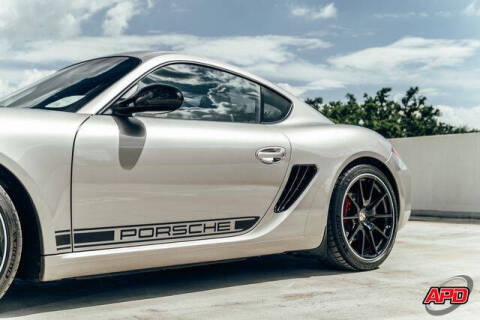 2012 Porsche Cayman R