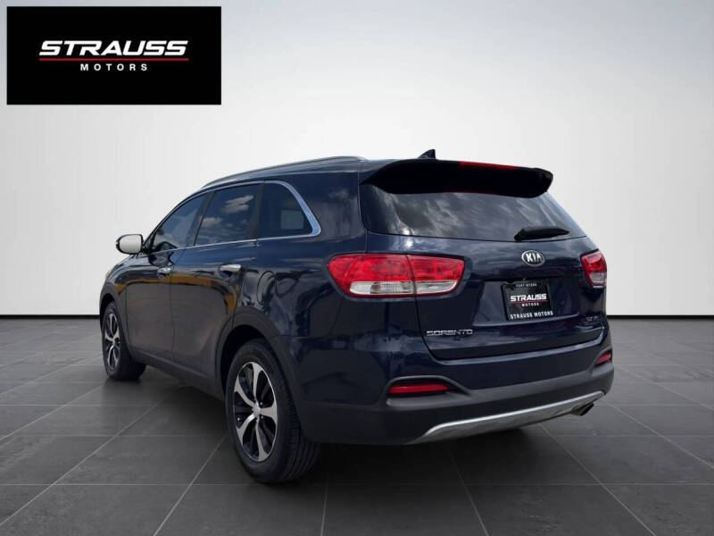 2017 Kia Sorento EX V6