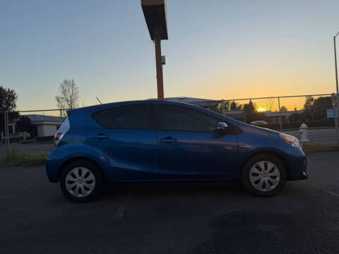 2014 Toyota Prius c