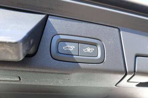 2020 Volvo XC60 T5 Momentum