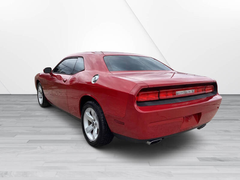 2013 Dodge Challenger SXT
